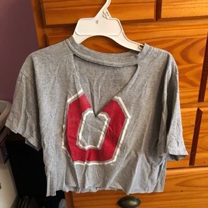 crop top v neck- ohio state